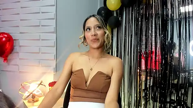 Snapshot of BriannaHarps chatting on 8, 2, 2025 BriannaHarps online show from 8, 2, 2025