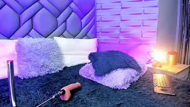 Snapshot of BriannaHarps chatting on 13, 2, 2025 BriannaHarps online show from 13, 2, 2025