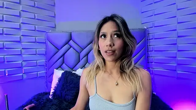 Snapshot of BriannaHarps chatting on 13, 2, 2025 BriannaHarps online show from 13, 2, 2025