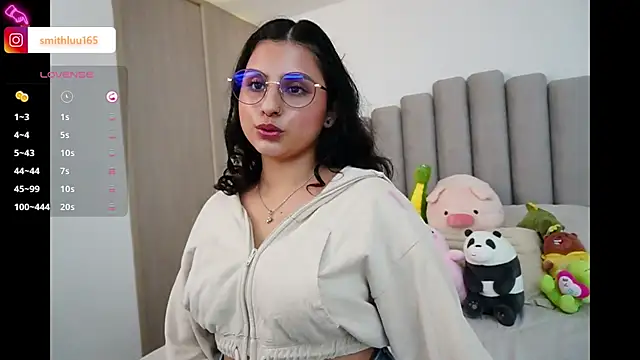 Snapshot of Luu_Princess chatting on 1, 12, 2025 Luu Princess online show from 1, 12, 2025