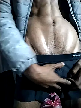 Snapshot of bhabhilover8 chatting on 1, 3, 2025 bhabhilover8 online show from 1, 3, 2025