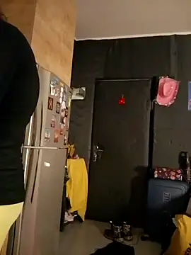 Snapshot of Lovely_milk chatting on 2, 1, 2025 Lovely milk online show from 2, 1, 2025