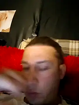 Snapshot of Lovely_milk chatting on 4, 1, 2025 Lovely milk online show from 4, 1, 2025