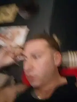 Snapshot of Lovely_milk chatting on 8, 1, 2025 Lovely milk online show from 8, 1, 2025