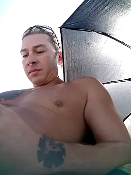 Snapshot of Lovely_milk chatting on 2, 11, 2025 Lovely milk online show from 2, 11, 2025