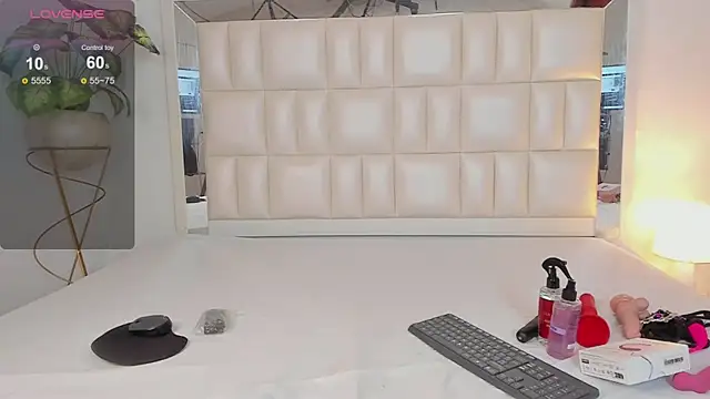 Snapshot of Alhana_pulido chatting on 9, 12, 2024 Alhana pulido online show from 9, 12, 2024