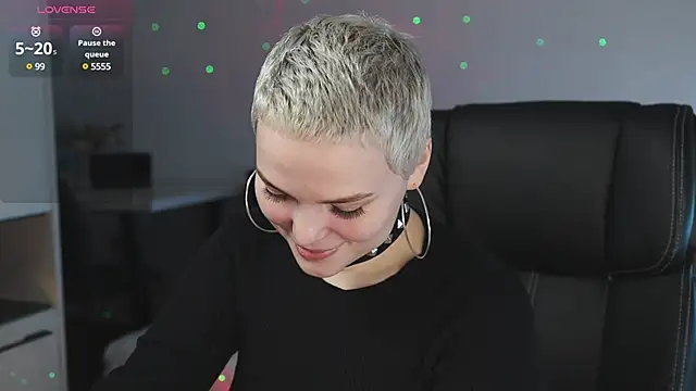 LikaBerry1 online show from 18, 3, 2025