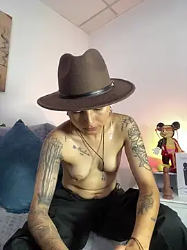 ZuryRamirez  online show from 2, 2, 2025