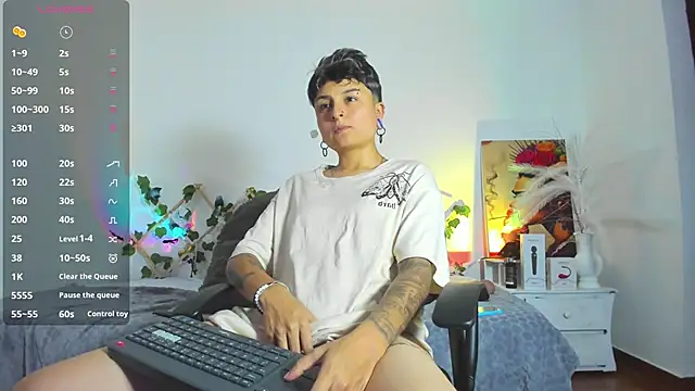 ZuryRamirez  online show from 7, 3, 2025