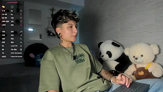 ZuryRamirez  online show from 14, 9, 2025