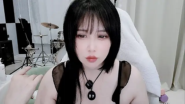 Snapshot of Vaness-a chatting on 2, 6, 2026 Vaness-a online show from 2, 6, 2026