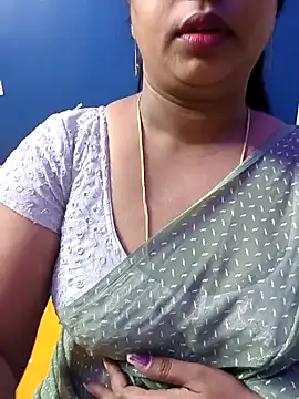 Snapshot of Vaishali90 chatting on 5, 12, 2024 Vaishali90 online show from 5, 12, 2024