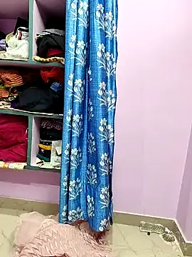 Snapshot of Vaishali90 chatting on 13, 12, 2024 Vaishali90 online show from 13, 12, 2024