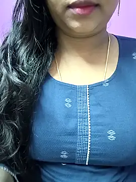 Snapshot of Vaishali90 chatting on 6, 1, 2025 Vaishali90 online show from 6, 1, 2025