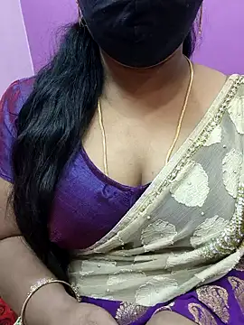 Snapshot of Vaishali90 chatting on 7, 1, 2025 Vaishali90 online show from 7, 1, 2025