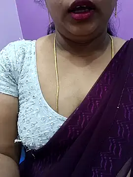 Snapshot of Vaishali90 chatting on 28, 1, 2025 Vaishali90 online show from 28, 1, 2025