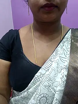Snapshot of Vaishali90 chatting on 10, 3, 2025 Vaishali90 online show from 10, 3, 2025