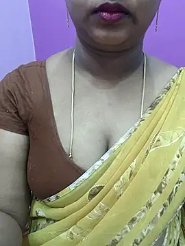 Snapshot of Vaishali90 chatting on 13, 3, 2025 Vaishali90 online show from 13, 3, 2025