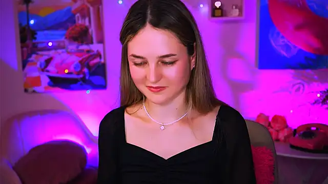 DeboraLarson online show from 13, 1, 2025