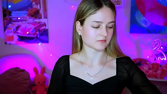 DeboraLarson online show from 13, 2, 2025