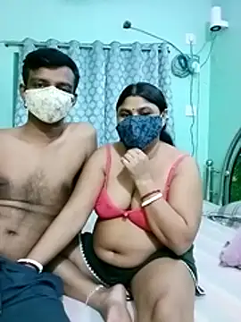 Snapshot of Couple_For_You18 chatting on 25, 6, 2026 Couple For You18 online show from 25, 6, 2026