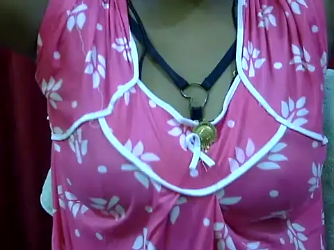 Snapshot of HOT-SEEMAA chatting on 25, 9, 2025 HOT-SEEMAA online show from 25, 9, 2025