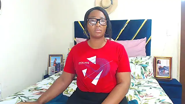 Snapshot of veronica1xxx chatting on 30, 9, 2025 veronica1xxx online show from 30, 9, 2025