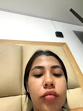 Snapshot of darsha_90 chatting on 21, 10, 2025 darsha 90 online show from 21, 10, 2025