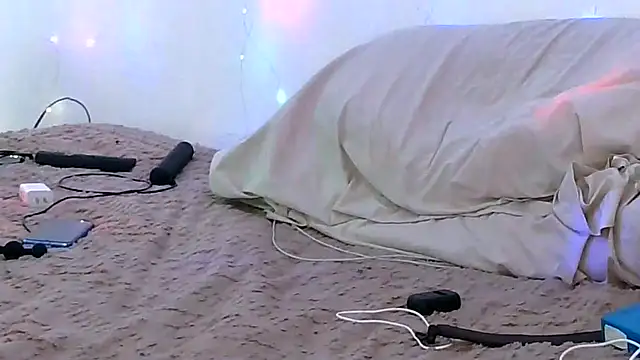 loveattack online show from 16, 12, 2024