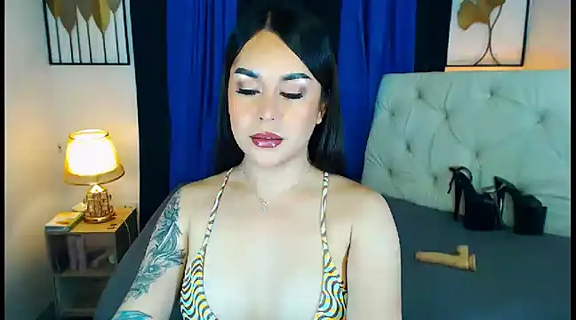 Snapshot of asian_ishnakhan chatting on 7, 3, 2025 asian ishnakhan online show from 7, 3, 2025