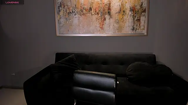 StacyWoods online show from 4, 4, 2026