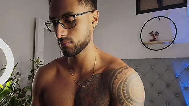 Snapshot of LiamGarcia1 chatting on 16, 1, 2025 LiamGarcia1 online show from 16, 1, 2025