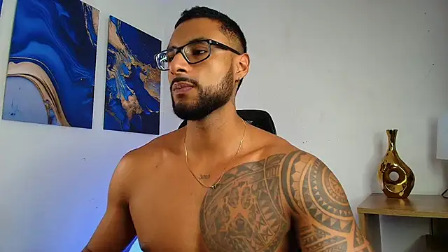 LiamGarcia1 online show from 5, 2, 2026