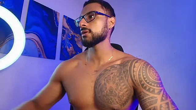 LiamGarcia1 online show from 9, 3, 2026