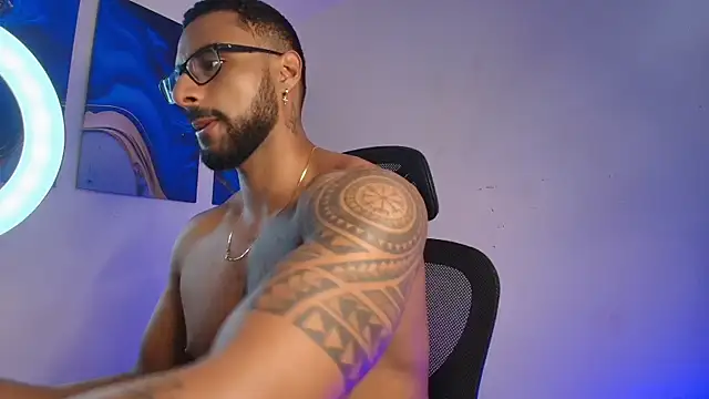 LiamGarcia1 online show from 11, 3, 2026