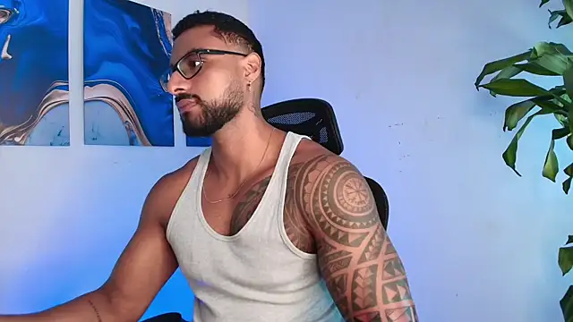 LiamGarcia1 online show from 23, 3, 2026