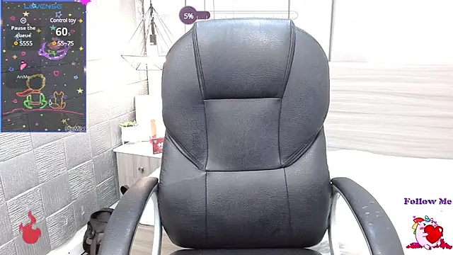 Snapshot of loistwink_ chatting on 13, 1, 2025 loistwink online show from 13, 1, 2025