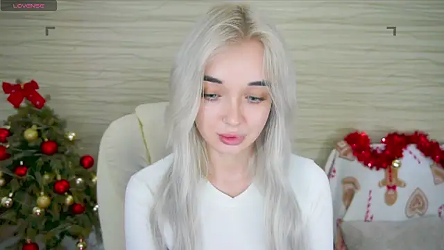 Snapshot of Ashley_S chatting on 4, 1, 2025 Ashley S online show from 4, 1, 2025