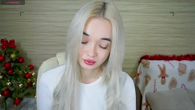 Snapshot of Ashley_S chatting on 15, 1, 2025 Ashley S online show from 15, 1, 2025