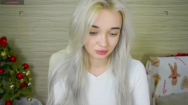 Snapshot of Ashley_S chatting on 1, 2, 2025 Ashley S online show from 1, 2, 2025