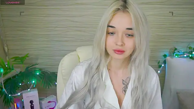 Snapshot of Ashley_S chatting on 10, 2, 2025 Ashley S online show from 10, 2, 2025