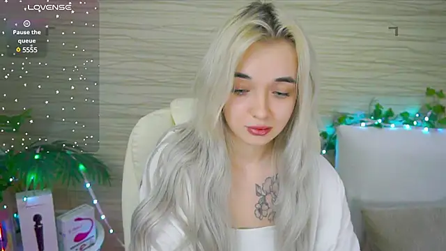 Snapshot of Ashley_S chatting on 12, 2, 2025 Ashley S online show from 12, 2, 2025