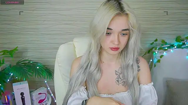 Snapshot of Ashley_S chatting on 15, 2, 2025 Ashley S online show from 15, 2, 2025