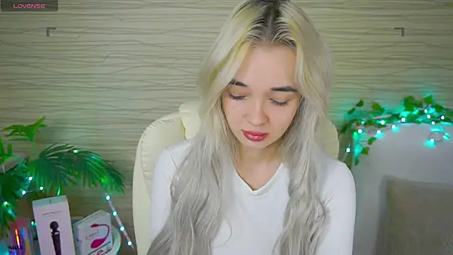 Snapshot of Ashley_S chatting on 15, 2, 2025 Ashley S online show from 15, 2, 2025