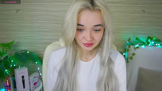 Snapshot of Ashley_S chatting on 17, 2, 2025 Ashley S online show from 17, 2, 2025