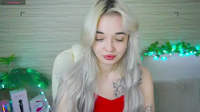 Snapshot of Ashley_S chatting on 1, 3, 2025 Ashley S online show from 1, 3, 2025