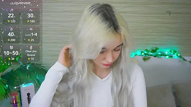 Snapshot of Ashley_S chatting on 11, 3, 2025 Ashley S online show from 11, 3, 2025