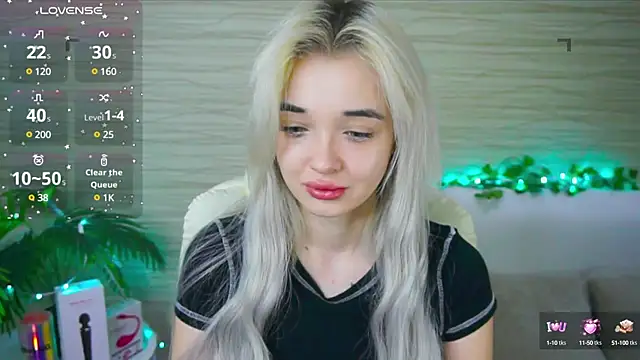 Snapshot of Ashley_S chatting on 13, 3, 2025 Ashley S online show from 13, 3, 2025