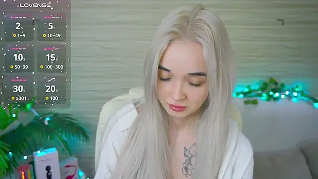 Snapshot of Ashley_S chatting on 18, 3, 2025 Ashley S online show from 18, 3, 2025