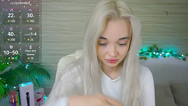 Snapshot of Ashley_S chatting on 19, 3, 2025 Ashley S online show from 19, 3, 2025